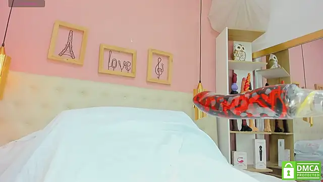 leylla  online show from May 2, 7:41 pm
