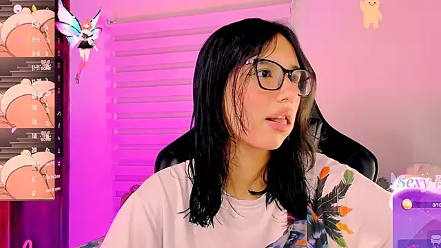 Snapshot of Luniverse chatting on January 22, 9:10 pm Luniverse online show from January 22, 9:10 pm