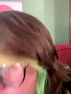 Snapshot of Bubblesgotcakee chatting on September 9, 5:23 pm Bubblesgotcakee online show from September 9, 5:23 pm