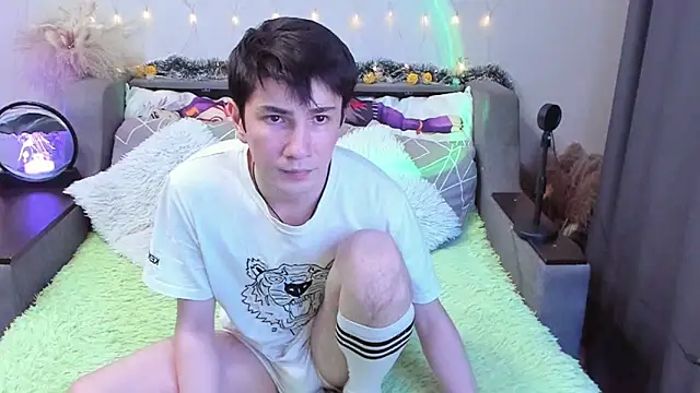 Yumi steve online show from November 14, 3:22 pm