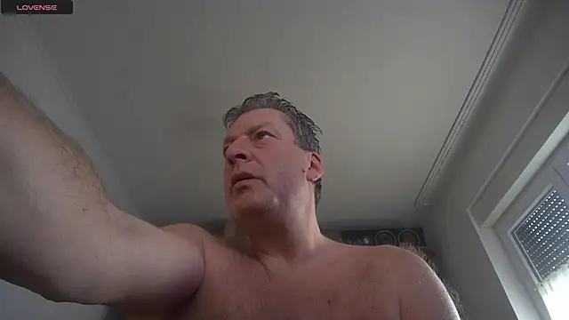 iliebetights online show from December 22, 10:56 am