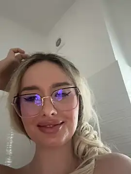 mollyxxx online show from January 17, 5:32 am