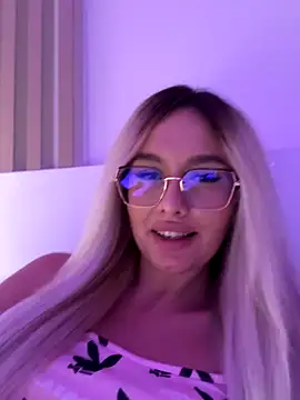 mollyxxx online show from October 1, 1:44 am