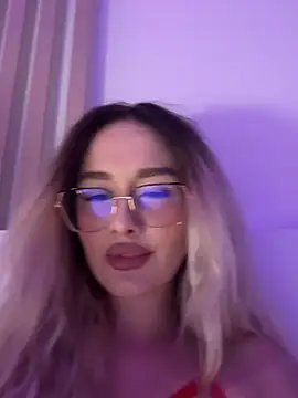 mollyxxx online show from February 10, 2:26 am