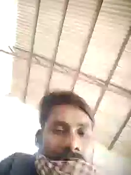Snapshot of Badboy_xyz chatting on February 22, 4:40 am Badboy xyz online show from February 22, 4:40 am