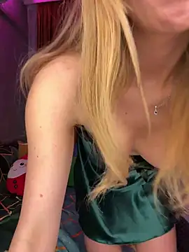 RockQueen A online show from January 24, 6:03 am