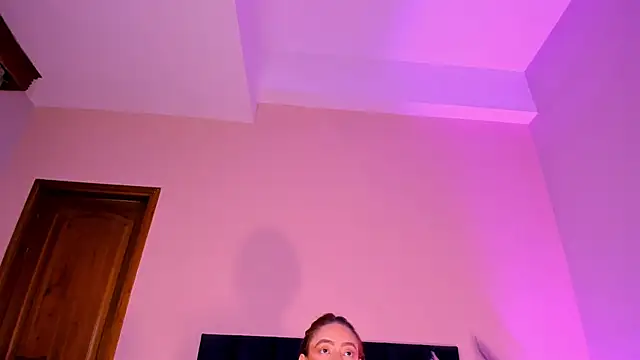 JupiteFox online show from March 10, 1:10 am