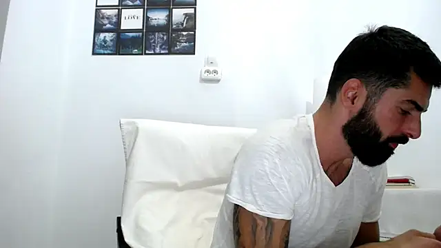 Verycutex online show from October 14, 7:58 pm