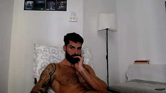 Verycutex online show from October 31, 8:48 am