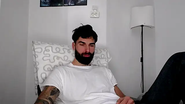 Verycutex online show from January 14, 7:47 am