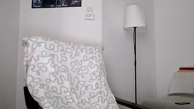 Snapshot of Verycutex chatting on May 22, 9:26 am Verycutex online show from May 22, 9:26 am