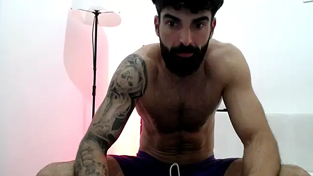 Snapshot of Verycutex chatting on June 1, 8:43 pm Verycutex online show from June 1, 8:43 pm