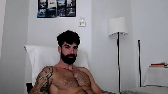 Snapshot of Verycutex chatting on July 16, 5:24 am Verycutex online show from July 16, 5:24 am