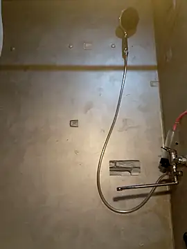 Snapshot of milosek81 chatting on September 12, 10:32 pm milosek81 online show from September 12, 10:32 pm