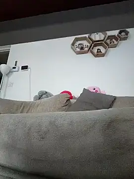 Snapshot of Bigcock18100 chatting on March 28, 9:31 am Bigcock18100 online show from March 28, 9:31 am