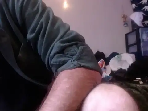 Snapshot of lickthecat chatting on October 13, 7:14 pm lickthecat online show from October 13, 7:14 pm