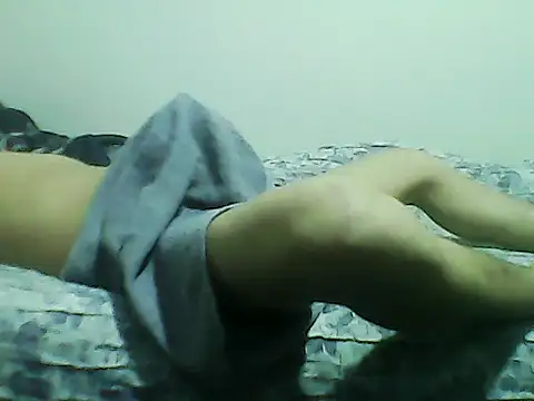 Snapshot of sebastian_aries chatting on December 6, 6:26 am sebastian aries online show from December 6, 6:26 am