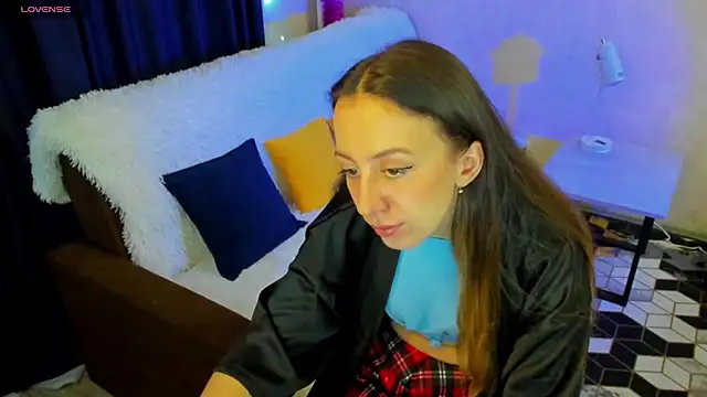 Snapshot of CurlySteph chatting on March 13, 6:23 pm CurlySteph online show from March 13, 6:23 pm