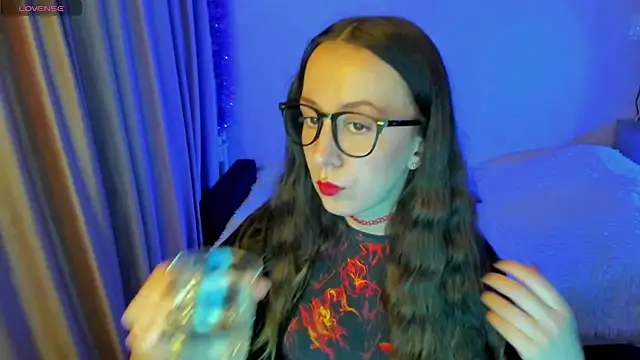 Snapshot of CurlySteph chatting on October 4, 6:39 pm CurlySteph online show from October 4, 6:39 pm