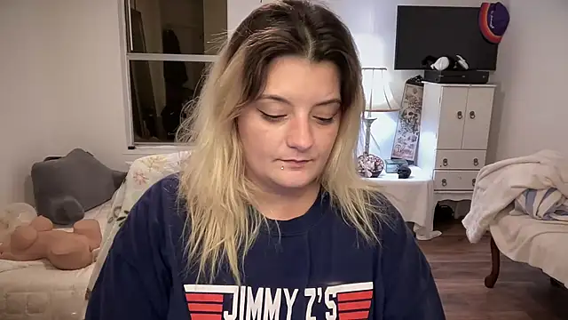 magicsparkles online show from December 7, 1:36 am