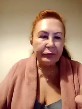 Hottie-Mom online show from April 30, 7:53 pm