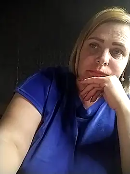 Snapshot of EvaCristal chatting on May 10, 5:40 pm EvaCristal online show from May 10, 5:40 pm