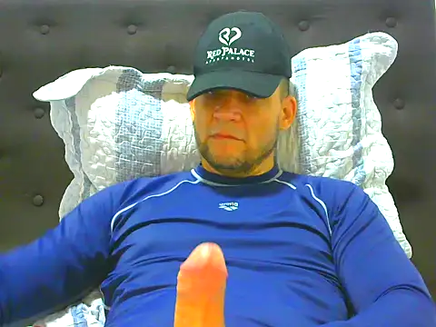Snapshot of altenori112 chatting on May 13, 10:17 pm altenori112 online show from May 13, 10:17 pm