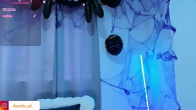 Snapshot of roxy_pk_ chatting on October 28, 4:20 pm roxy pk online show from October 28, 4:20 pm