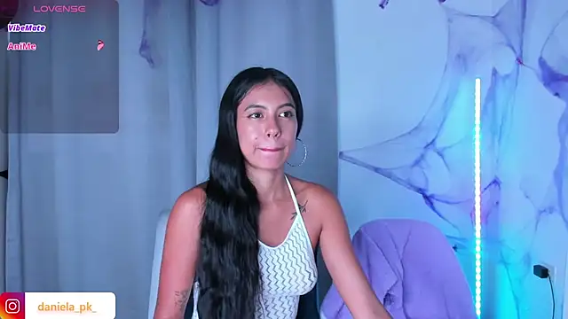 Snapshot of roxy_pk_ chatting on November 10, 9:14 pm roxy pk online show from November 10, 9:14 pm