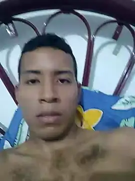 Snapshot of Cede72 chatting on December 16, 3:33 am Cede72 online show from December 16, 3:33 am