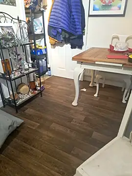 Emily English57 online show from December 15, 9:35 am