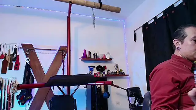 boy n girl online show from February 7, 9:16 am