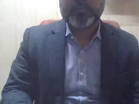 Snapshot of hairymaster95 chatting on January 6, 6:25 am hairymaster95 online show from January 6, 6:25 am