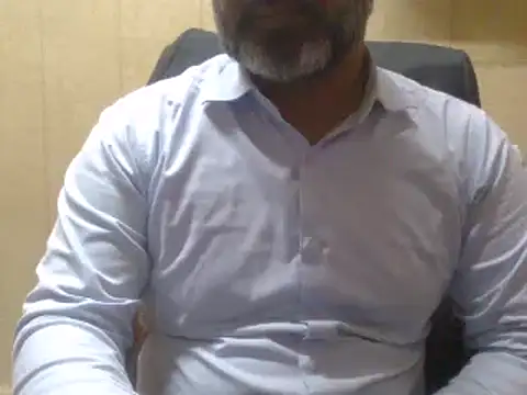 Snapshot of hairymaster95 chatting on January 14, 4:04 am hairymaster95 online show from January 14, 4:04 am