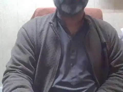 Snapshot of hairymaster95 chatting on January 31, 4:03 am hairymaster95 online show from January 31, 4:03 am