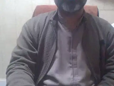 Snapshot of hairymaster95 chatting on February 3, 10:58 am hairymaster95 online show from February 3, 10:58 am