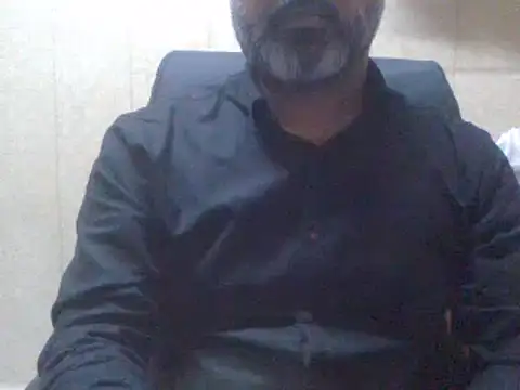 Snapshot of hairymaster95 chatting on February 11, 8:15 am hairymaster95 online show from February 11, 8:15 am