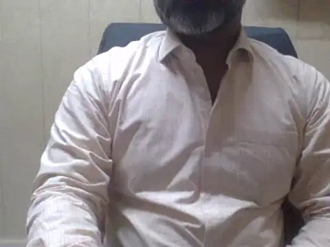 Snapshot of hairymaster95 chatting on February 20, 4:07 am hairymaster95 online show from February 20, 4:07 am