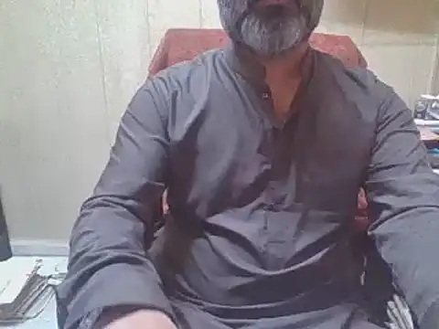 Snapshot of hairymaster95 chatting on September 12, 3:39 am hairymaster95 online show from September 12, 3:39 am