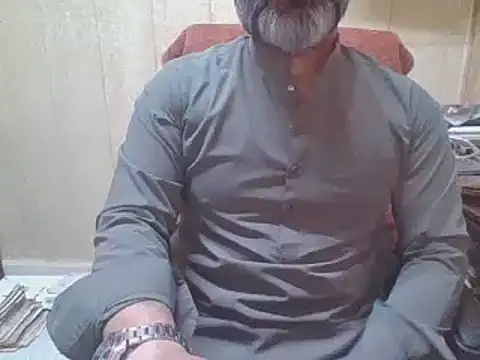 Snapshot of hairymaster95 chatting on September 22, 3:30 am hairymaster95 online show from September 22, 3:30 am