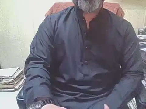 Snapshot of hairymaster95 chatting on September 29, 3:22 am hairymaster95 online show from September 29, 3:22 am