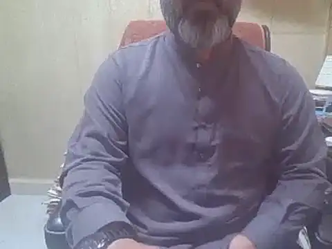 Snapshot of hairymaster95 chatting on October 4, 3:59 am hairymaster95 online show from October 4, 3:59 am