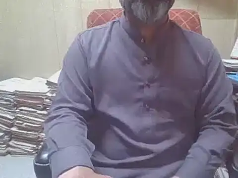 Snapshot of hairymaster95 chatting on October 12, 7:07 am hairymaster95 online show from October 12, 7:07 am