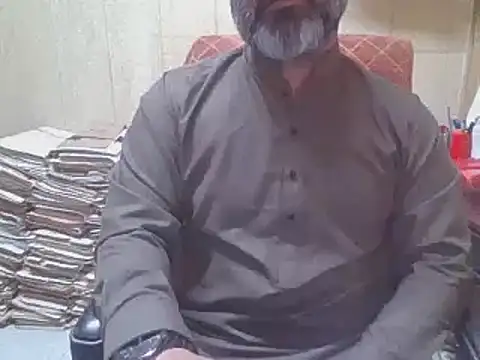 Snapshot of hairymaster95 chatting on October 21, 3:29 am hairymaster95 online show from October 21, 3:29 am