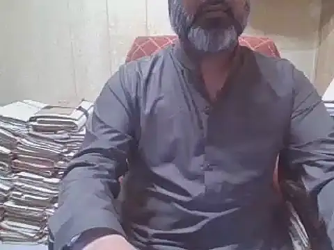 Snapshot of hairymaster95 chatting on October 27, 3:21 am hairymaster95 online show from October 27, 3:21 am