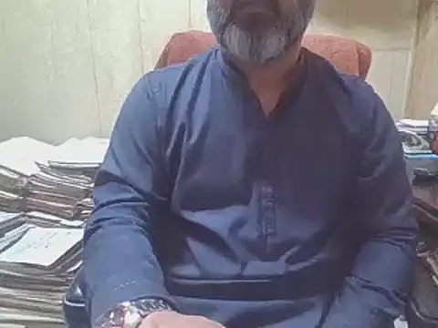 Snapshot of hairymaster95 chatting on November 10, 5:39 am hairymaster95 online show from November 10, 5:39 am