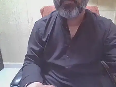 hairymaster95 online show from March 7, 8:11 am