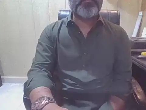 hairymaster95 online show from July 27, 4:08 am