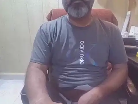 hairymaster95 online show from August 2, 6:45 am