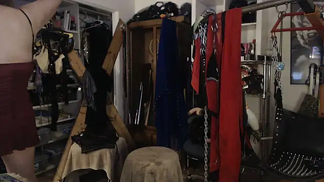 Transjoni online show from March 8, 3:35 pm